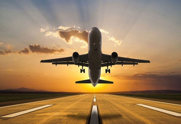 british-cars-airport2-min